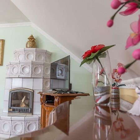 Apartma Ajda Komenda Экстерьер фото