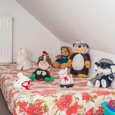 Apartma Ajda Komenda Экстерьер фото