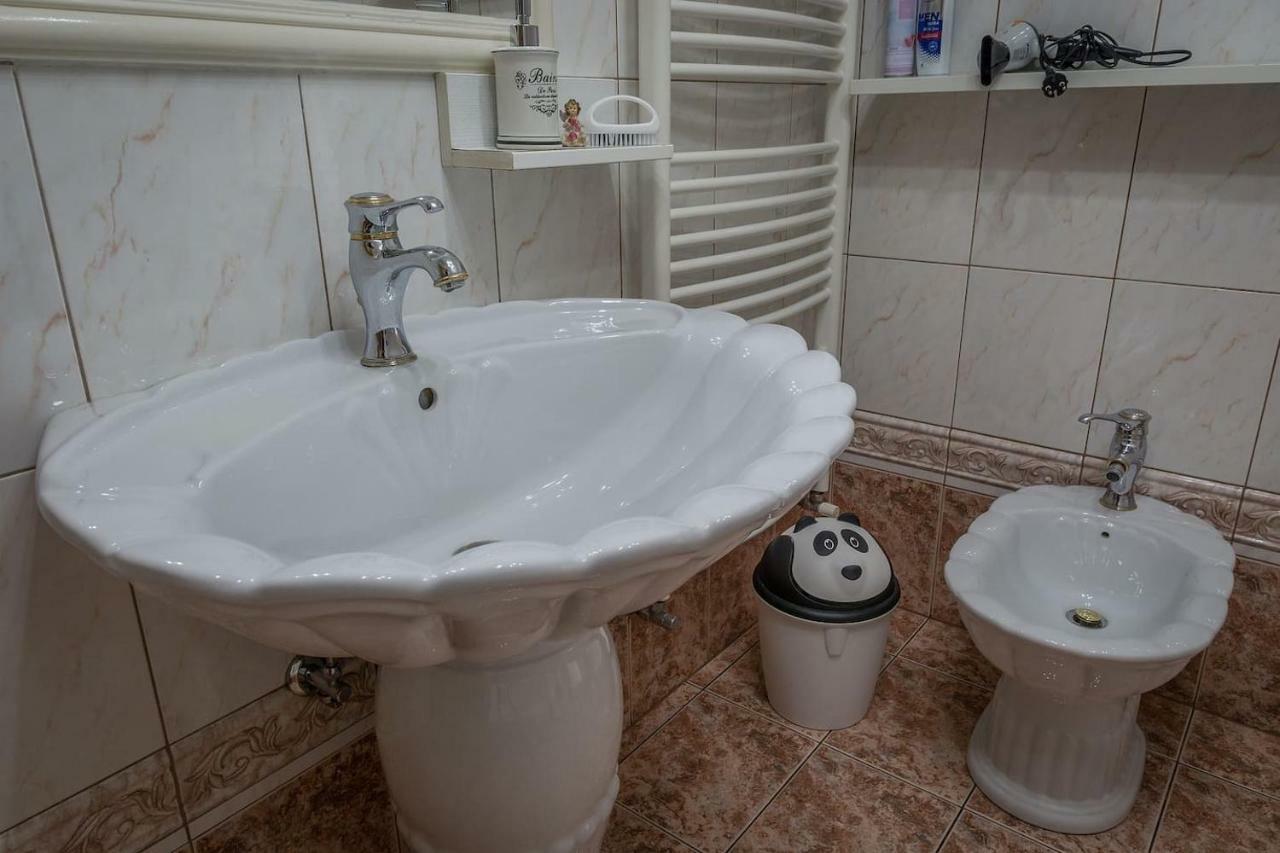 Apartma Ajda Komenda Экстерьер фото