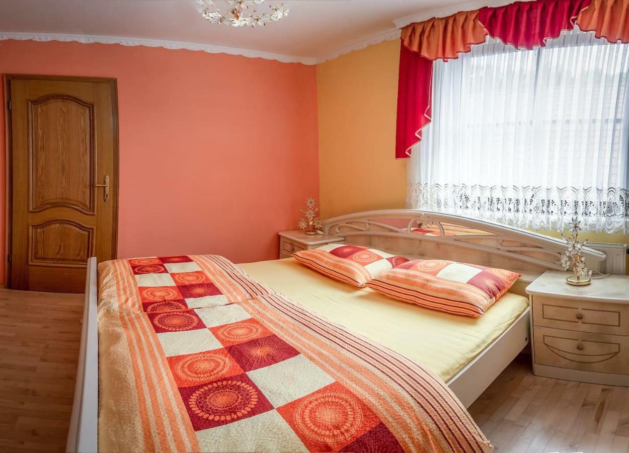 Apartma Ajda Komenda Экстерьер фото