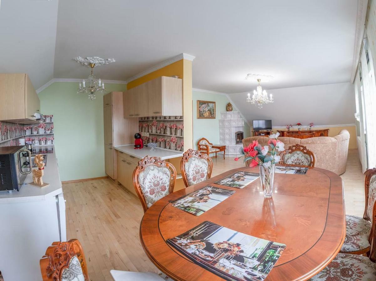 Apartma Ajda Komenda Экстерьер фото